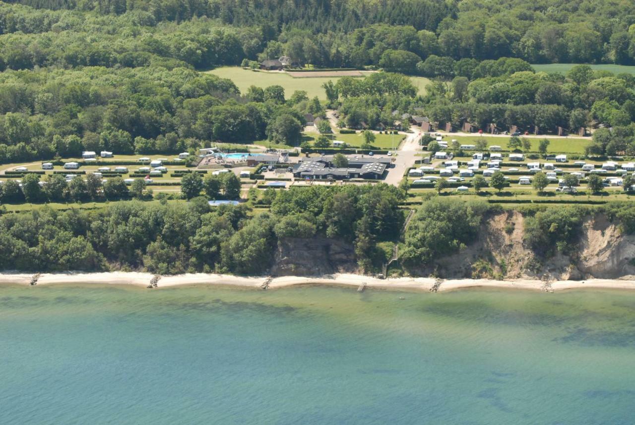 Dancamps Trelde Naes Hotel Fredericia Exterior foto