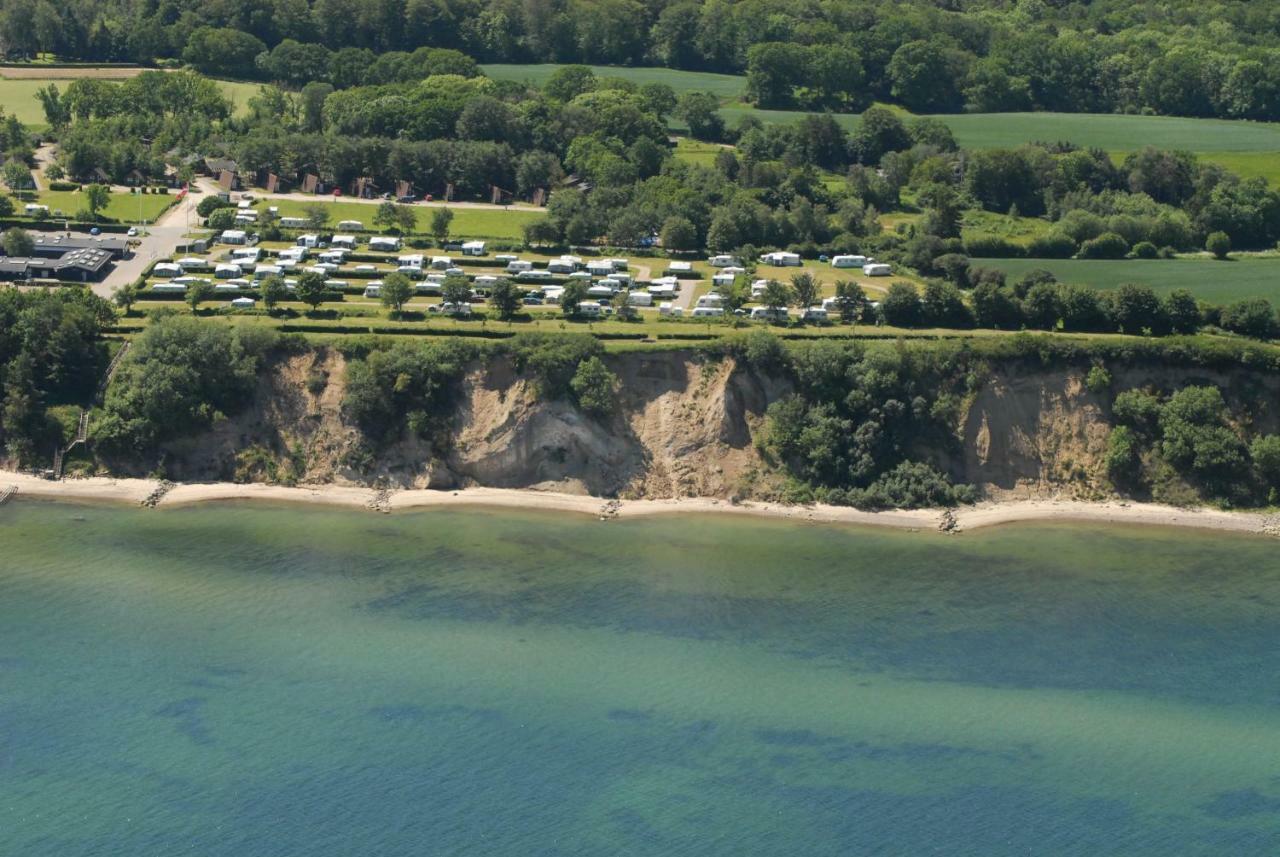 Dancamps Trelde Naes Hotel Fredericia Exterior foto